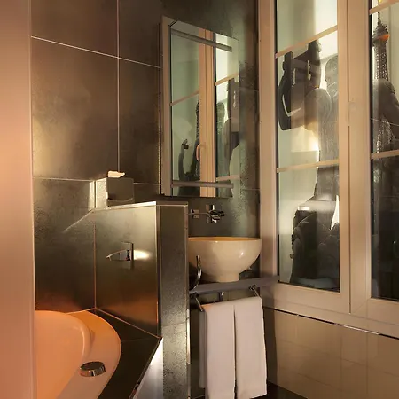 Secret De - & (adults Only) Hotel Paris